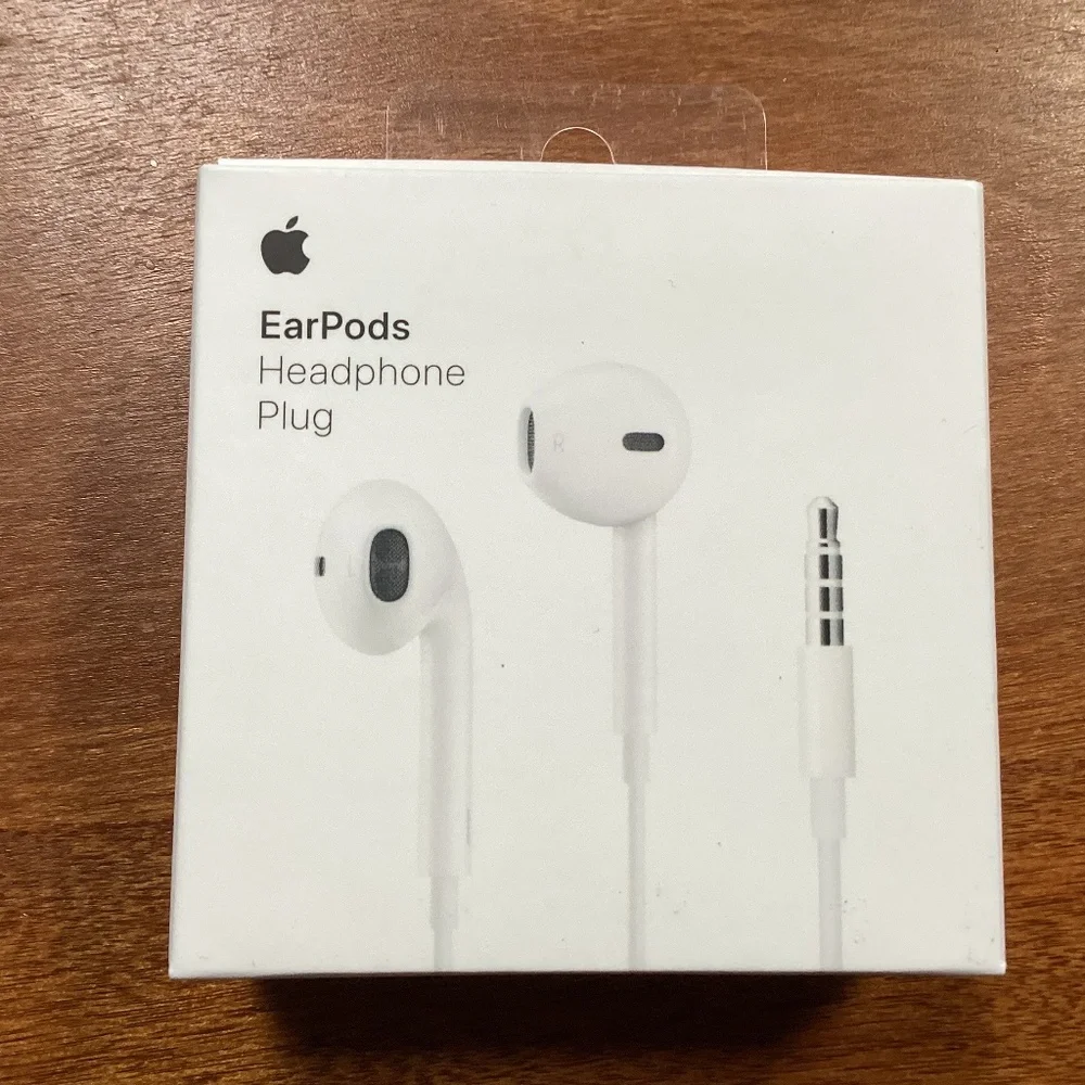 Apple Earpods Headphone Plug NIB